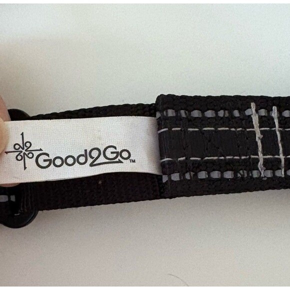Good2Go Easy Clip Seatbelt Extension For Dogs Set Of 2 Black - Picture 6 of 9